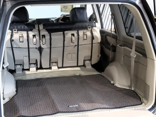 Toyota Land Cruiser 100 2006 photo 4