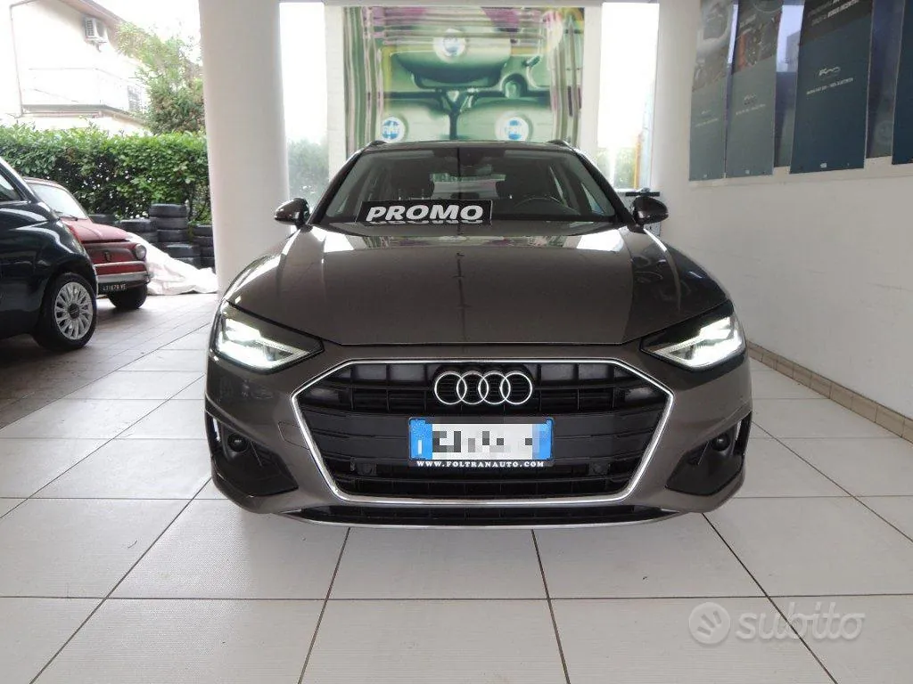 Audi A4 2022 photo 2