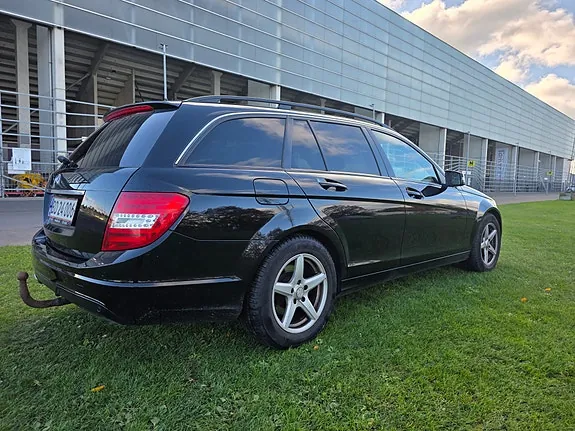Mercedes-Benz C220 2012 photo 5