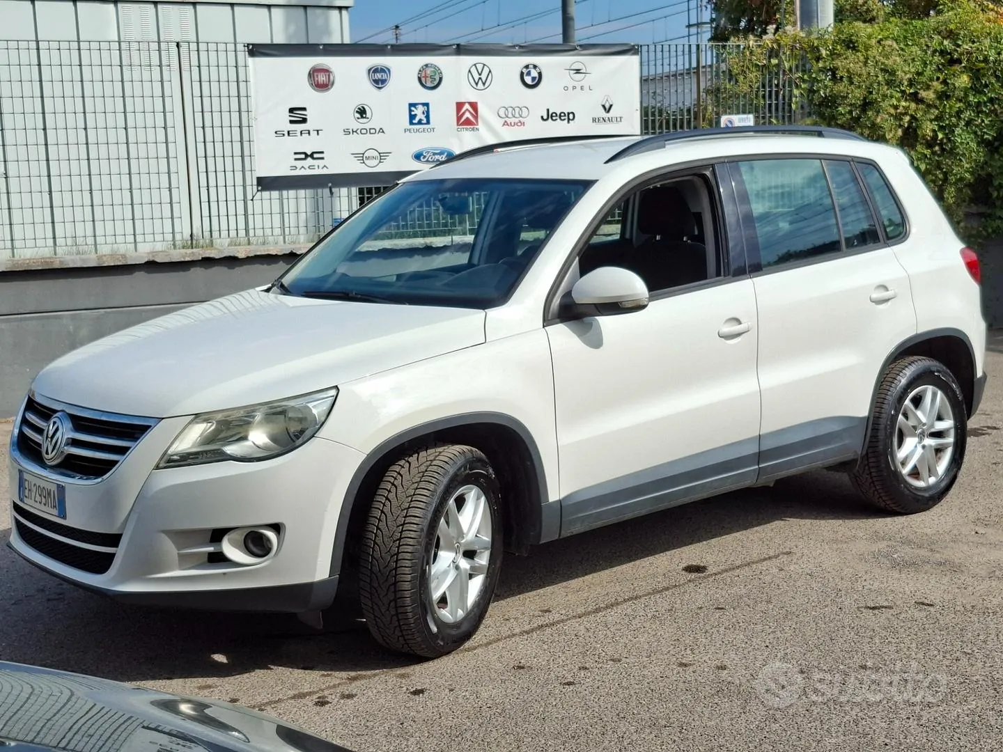 Volkswagen Tiguan 2011 photo 3