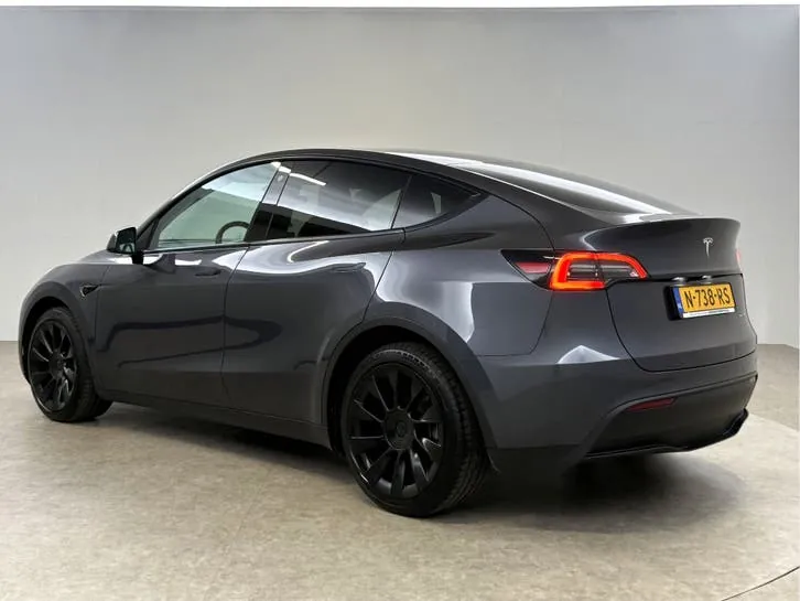 Tesla Model Y 2021 photo 3