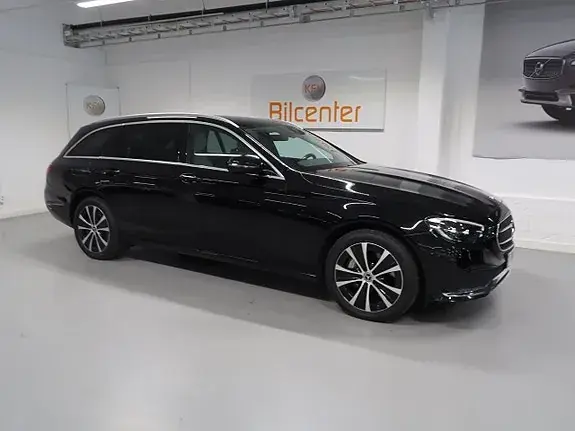 Mercedes-Benz E300 2022 photo 4