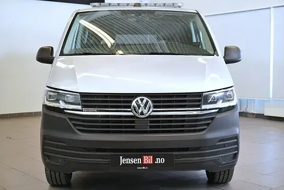 Volkswagen Transporter 2021 photo 2