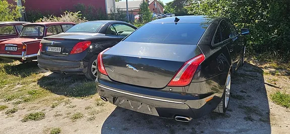 Jaguar Xj 2015 photo 2