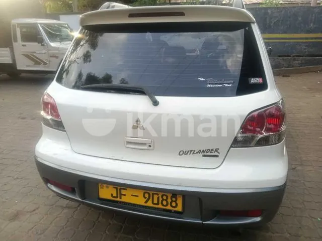 Mitsubishi Outlander 2003 photo 4
