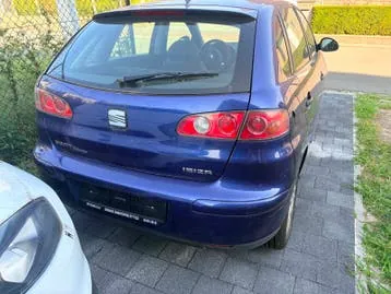 Seat Ibiza 2005 photo 2