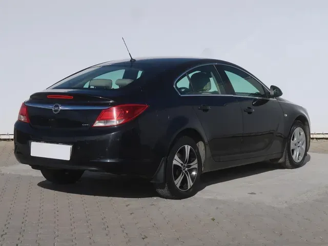 Opel Insignia 2011 photo 4