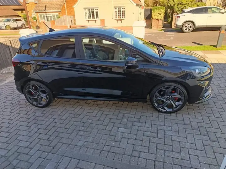 Ford Fiesta 2023 photo 3