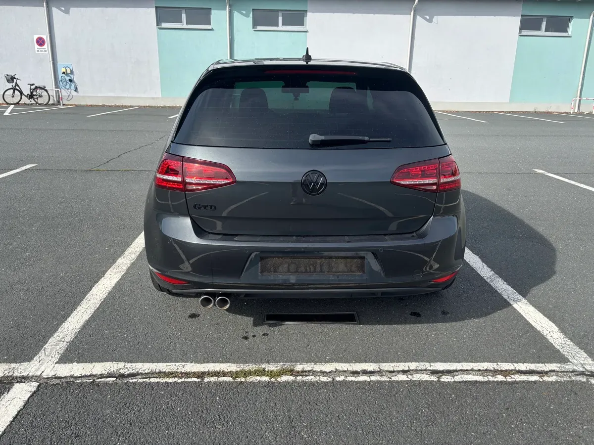 Volkswagen Golf Gtd 2016 photo 2