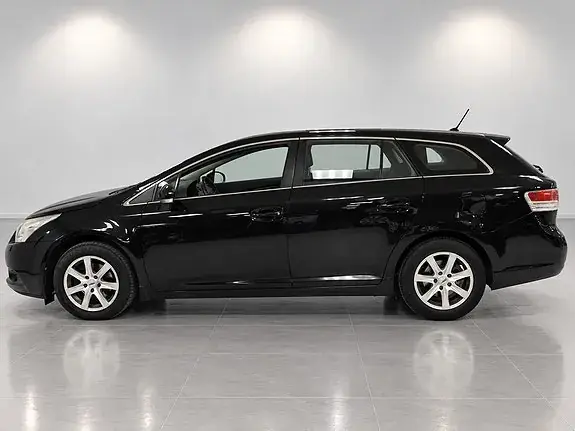 Toyota Avensis 2010 photo 5