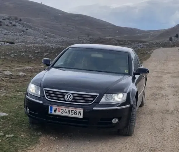 Volkswagen Phaeton 2004 photo 2
