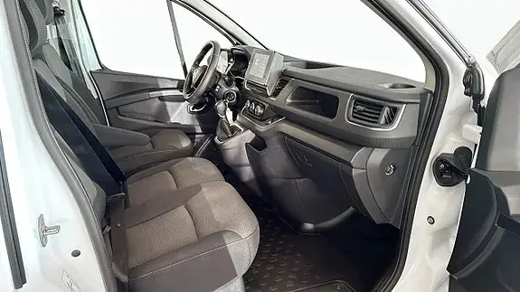 Renault Trafic 2024 photo 3