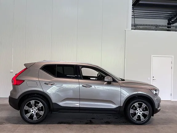 Volvo Xc40 2022 photo 2