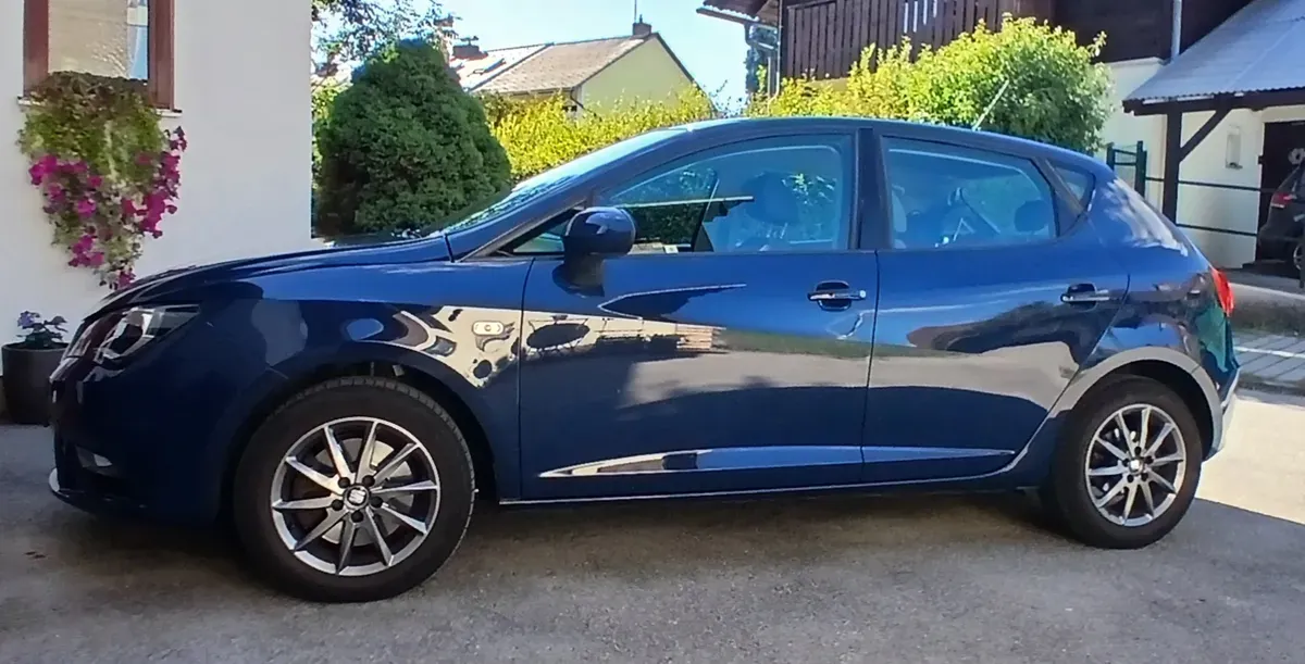 Seat Ibiza 2016 photo 2
