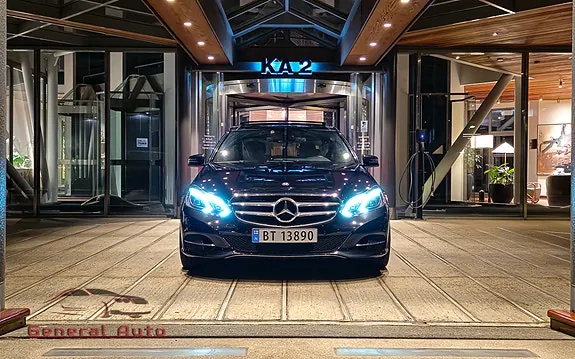 Mercedes-Benz E300 2013 photo 3