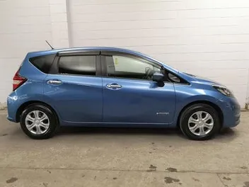Nissan Note 2018 photo 4