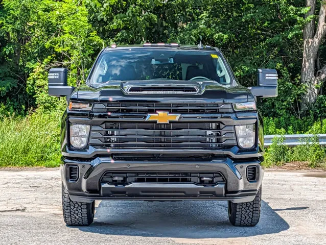 Chevrolet Silverado 2500Hd 2026 photo 4