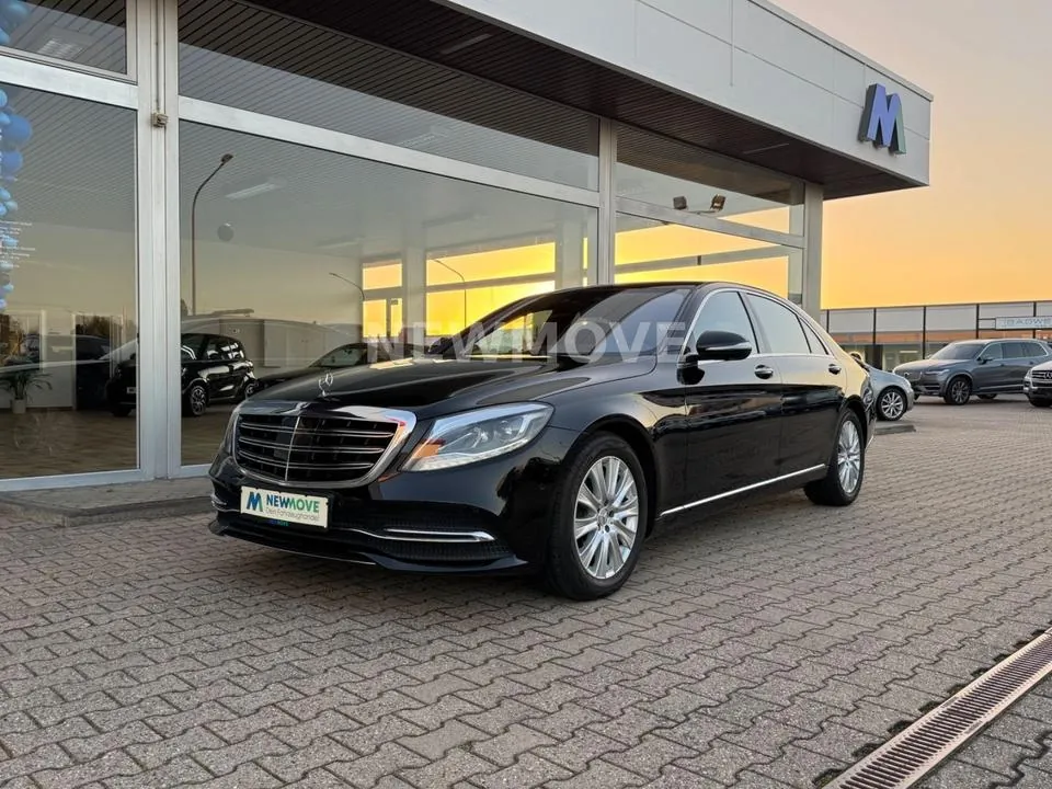 Mercedes-Benz S 560L