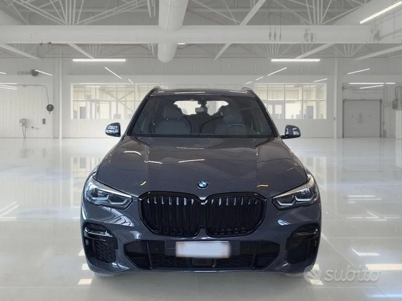 BMW X5 2022 photo 2