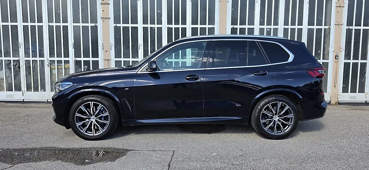 BMW X5 2022 photo 2
