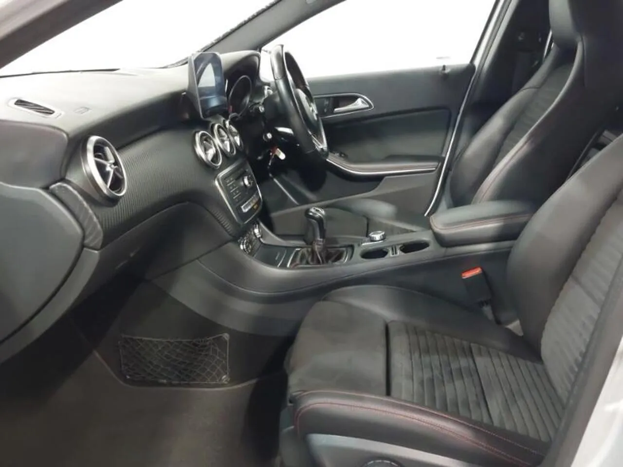 Mercedes-Benz A-Class 2017 photo 5