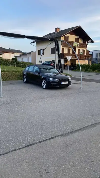 Audi A4 2014 photo 2