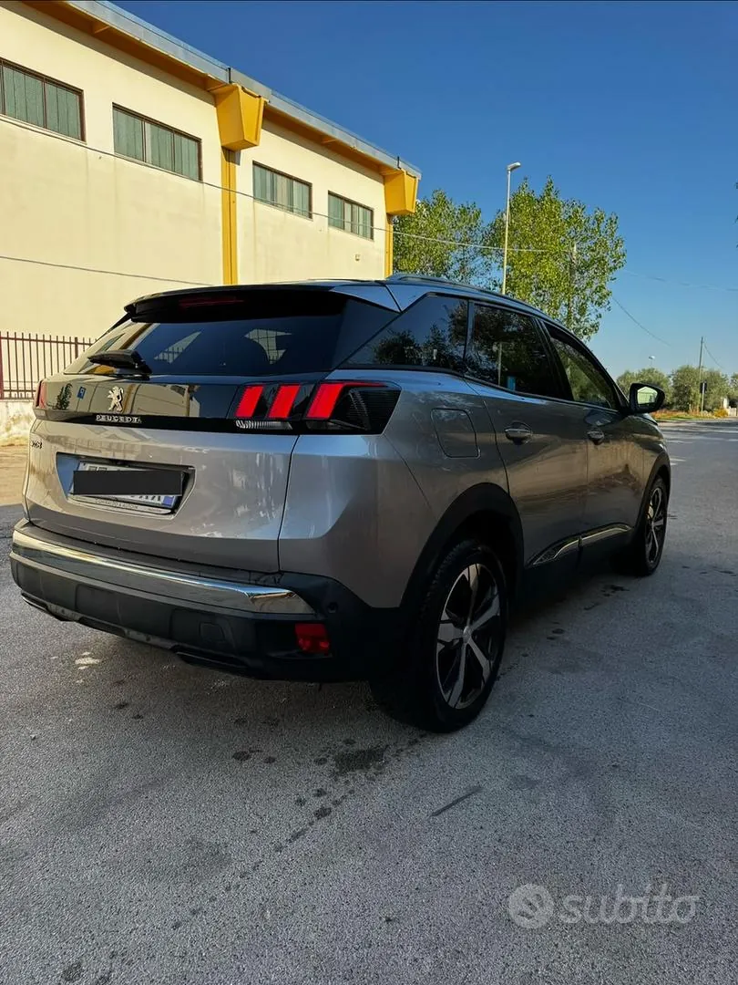 Peugeot 3008 2020 photo 3