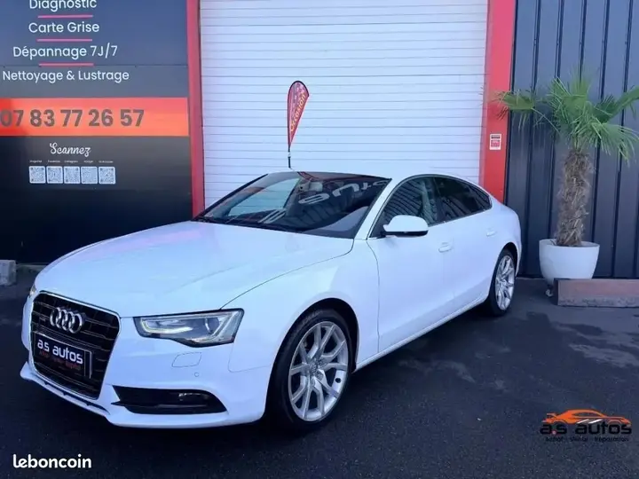 Audi A5 2012 photo 2