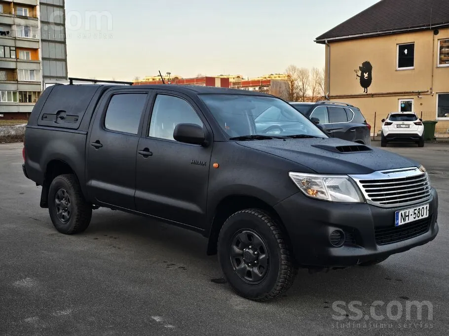 Toyota Hilux 2013 photo 3