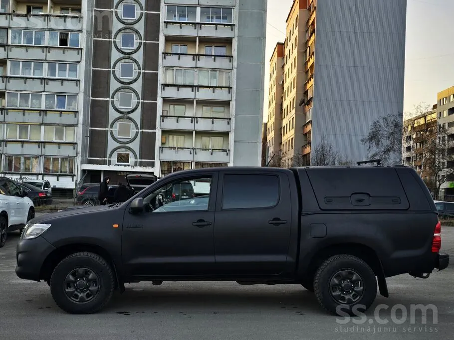 Toyota Hilux 2013 photo 5