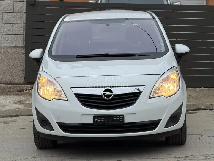 Opel Meriva 2012 photo 2