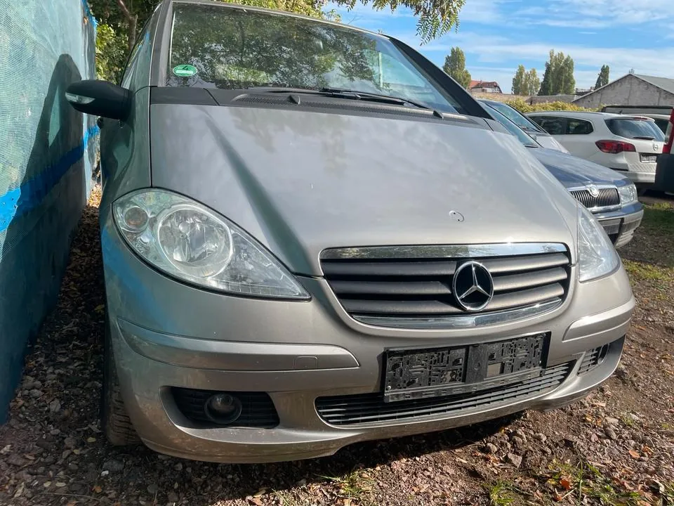 Mercedes-Benz A