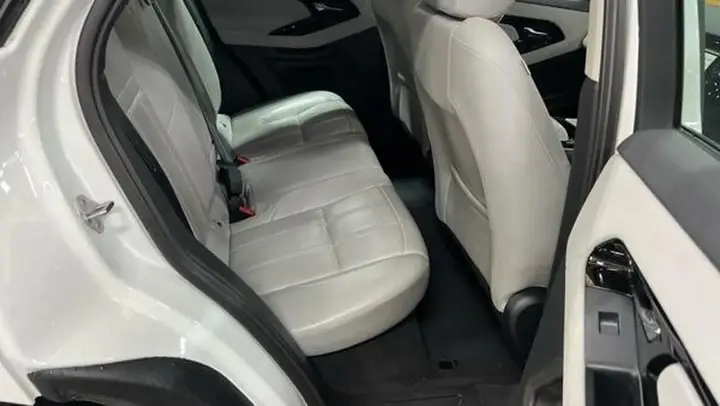 Land Rover Range Rover Evoque 2024 photo 4