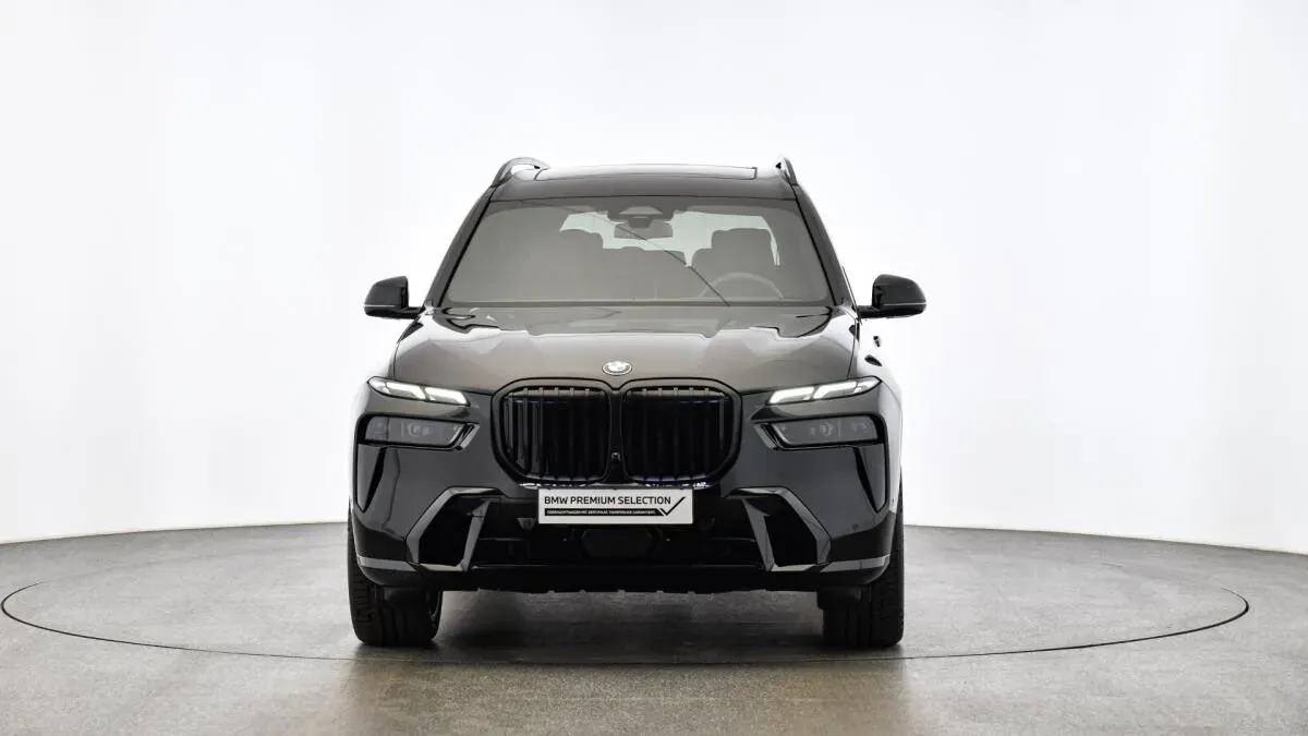 BMW X7 2025 photo 2