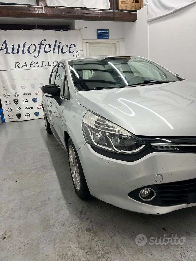 Renault Clio 2014 photo 4