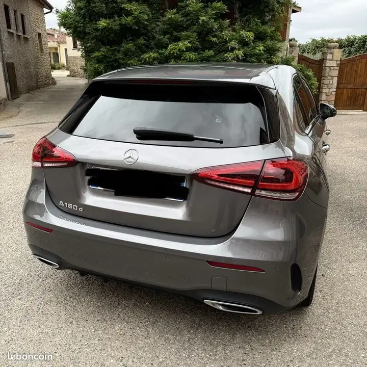 Mercedes-Benz A-Class 2022 photo 2