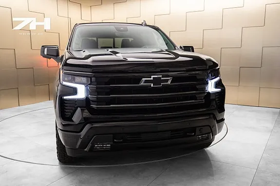Chevrolet Silverado 2026 photo 3