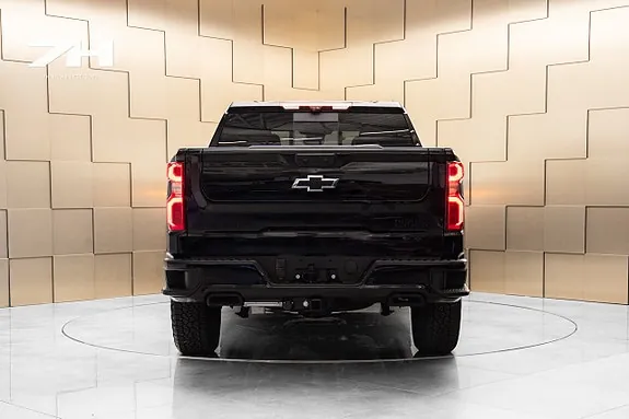 Chevrolet Silverado 2026 photo 4