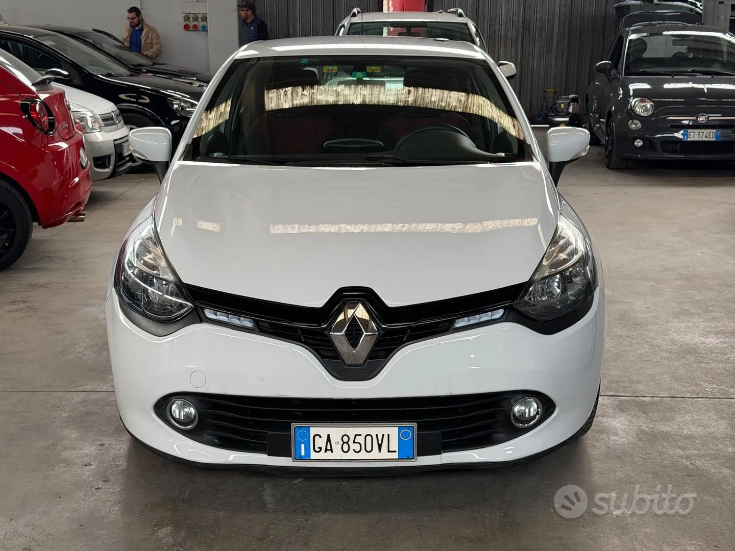 Renault Clio 2014 photo 2
