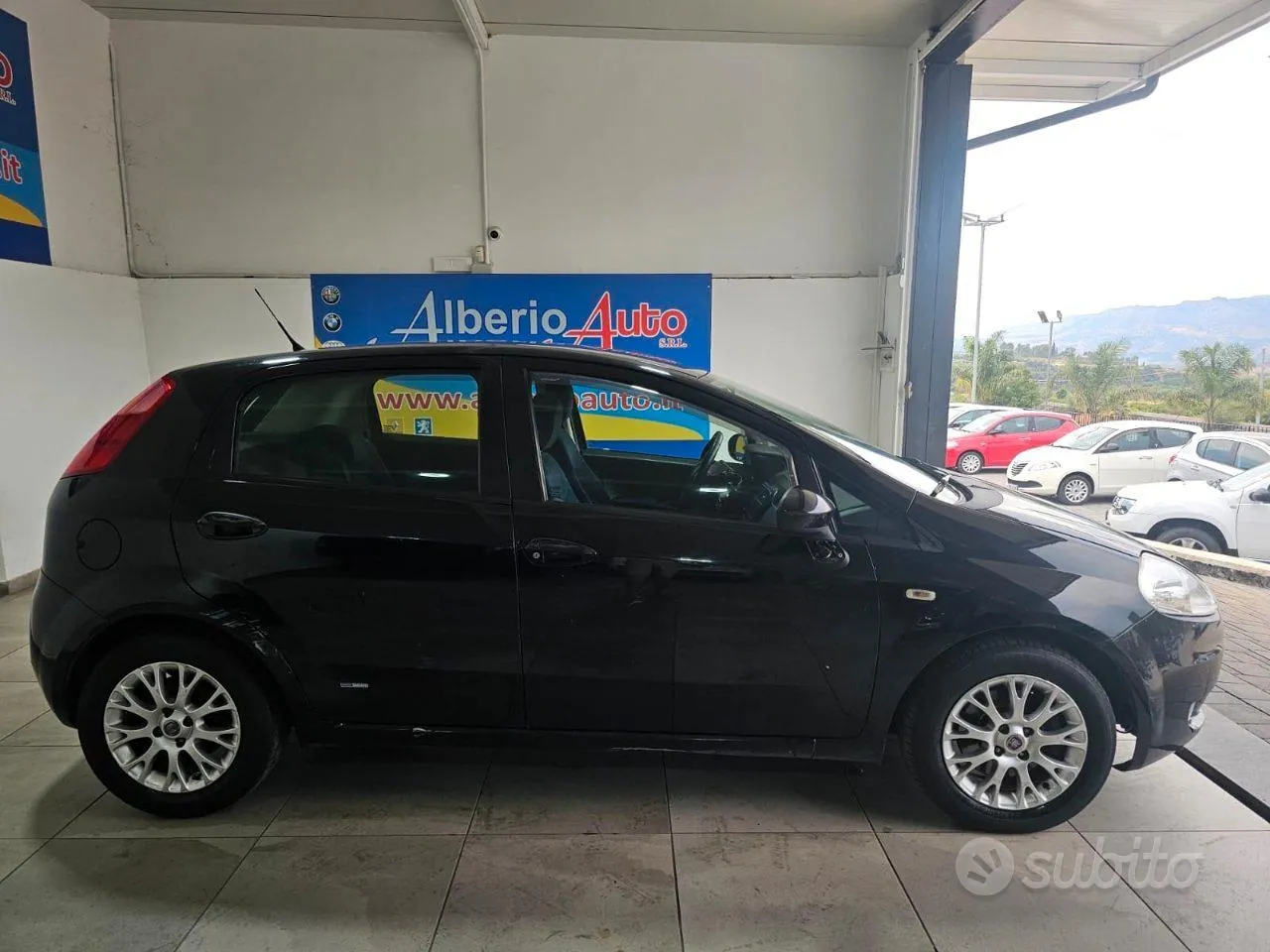 Fiat Grande Punto 2008 photo 3