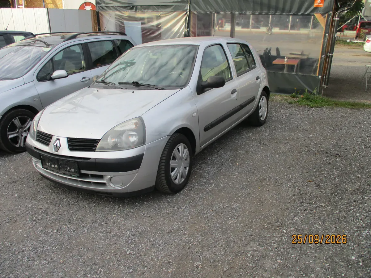 Renault Clio 2006 photo 3