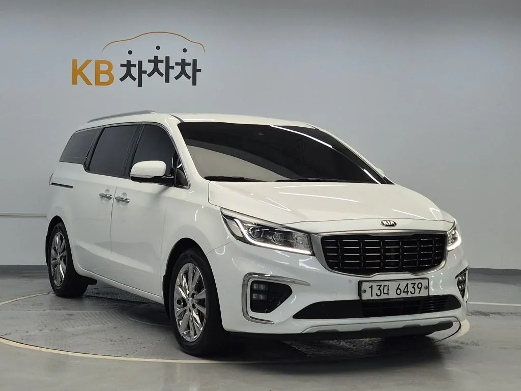 Kia Carnival 2019 photo 4