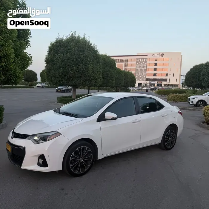 Toyota Corolla 2016 photo 2