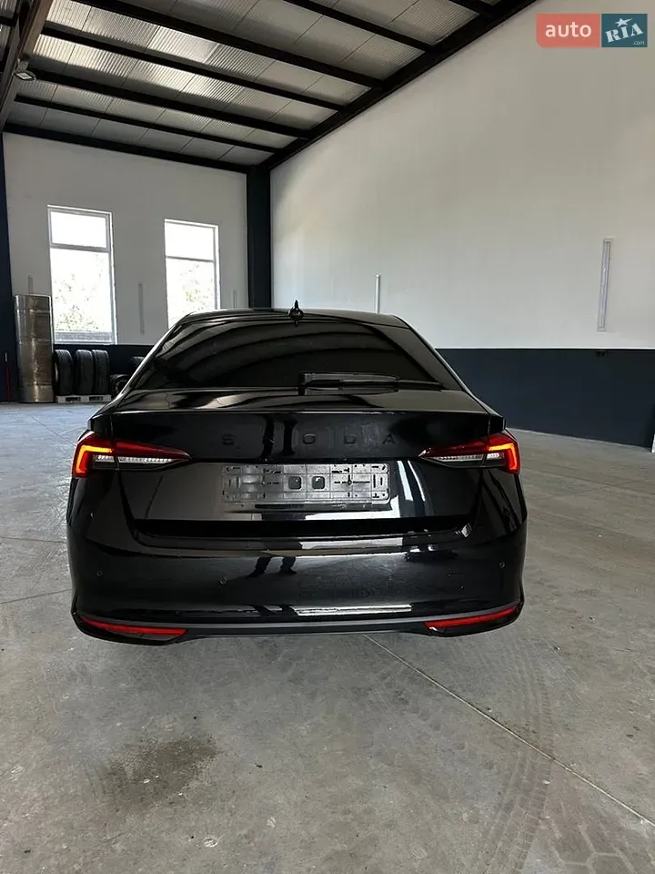 Skoda Octavia 2025 photo 3