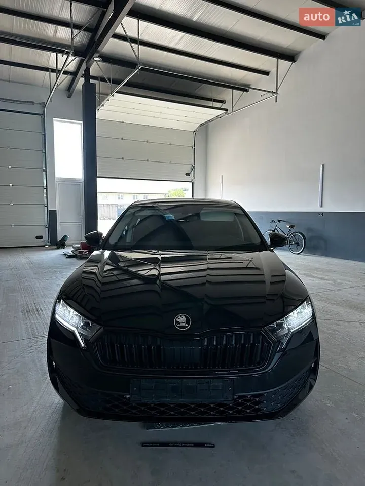 Skoda Octavia 2025 photo 2