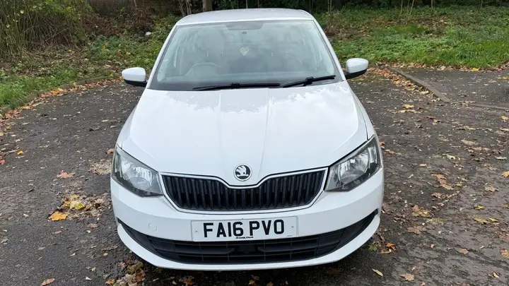 Skoda Fabia 2016 photo 2