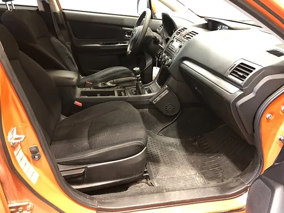 Subaru Xv 2012 photo 5
