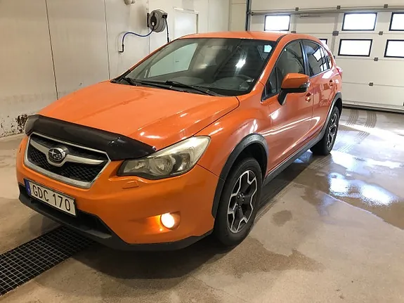 Subaru Xv 2012 photo 2