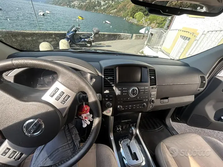 Nissan Pathfinder 2011 photo 3