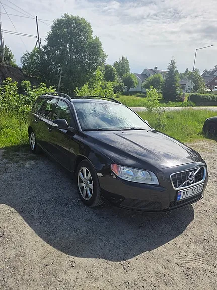 Volvo V70 2011 photo 3